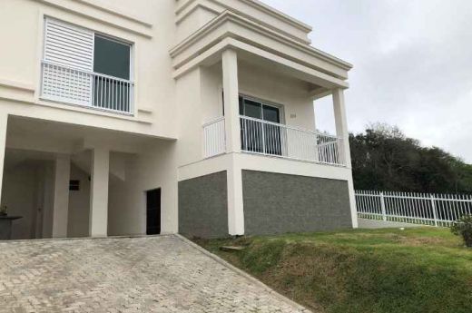 VENDO CASA ALVENARIA COM LAGE 192M² -URUSSANGUINHA - ARARANGUÁ-SC