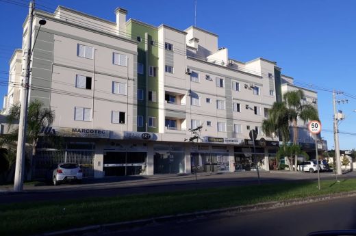 VENDO APARTAMENTO COM 02 QUARTOS NO RESIDENCIAL SOLAR DAS AVENIDAS  PERTO DA UFSC  AV. GETULIO VARGAS EM ARARANGUÁ-SC